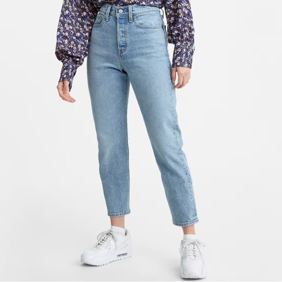 Levi's Denim - Levi’s Jeans Women’s 26 Wedgie Fit Ankle Light Wash Acid Wash Hidden Button Fly